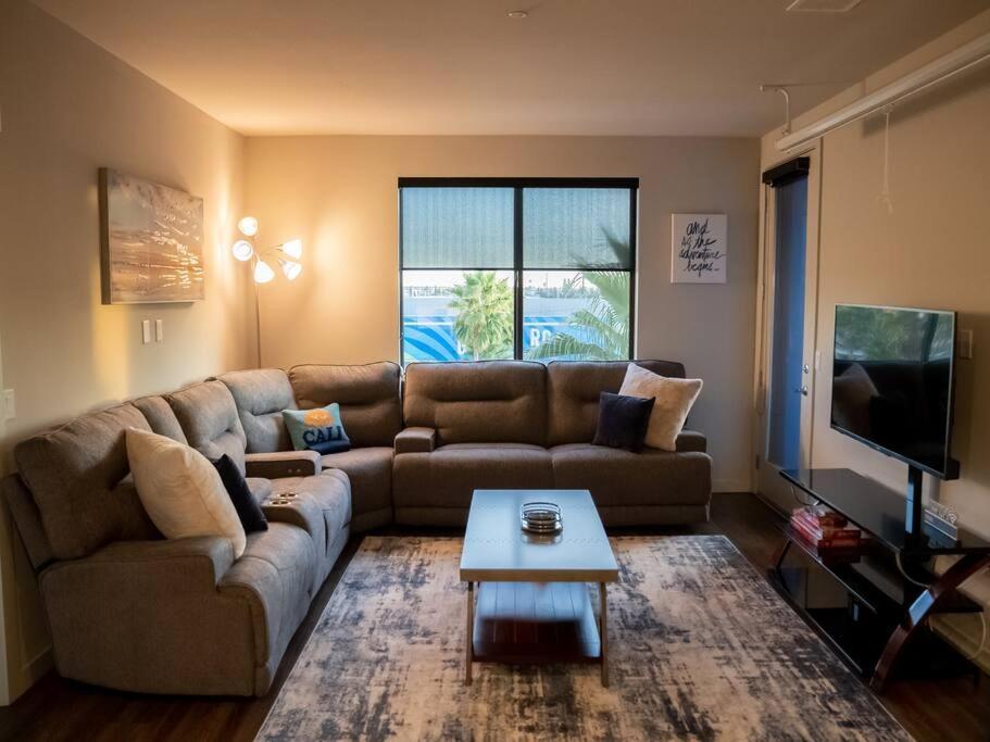 Smart & Luxurious ~ Mins To Disney ~ Queen Beds Anaheim Eksteriør billede